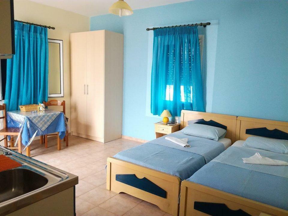 Ninemia Studios Serifos Island 外观 照片